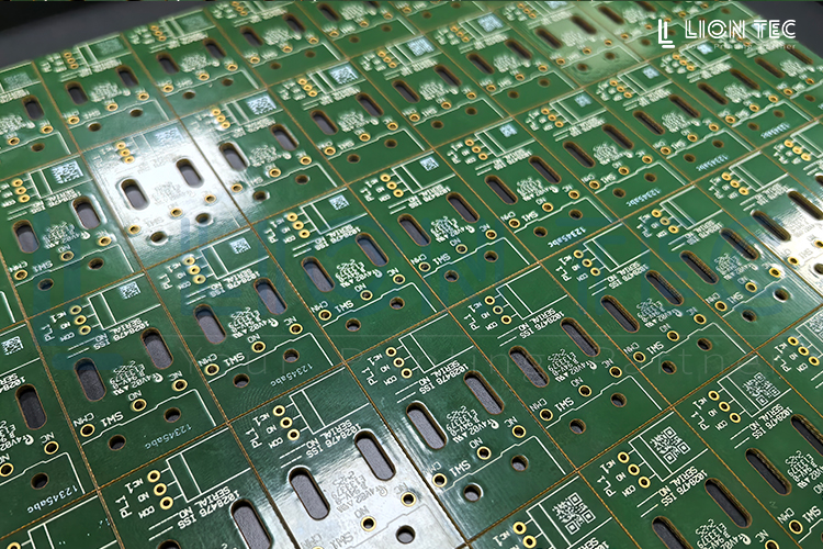 PCB電路板選擇UV噴碼機，高效、精準！